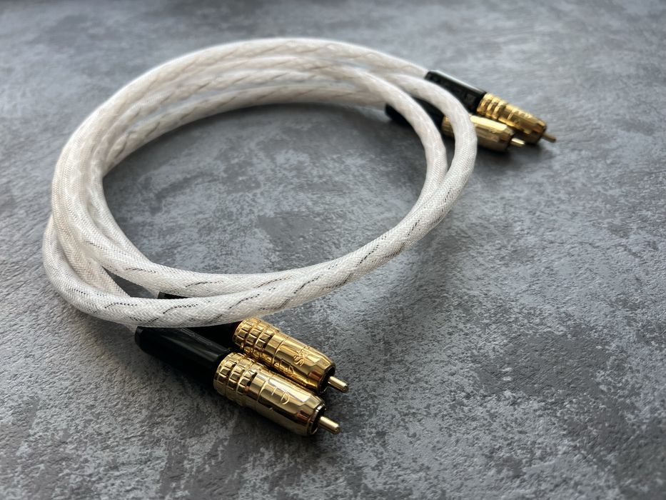 Межблочный кабель Tara Labs RSC Vector 2