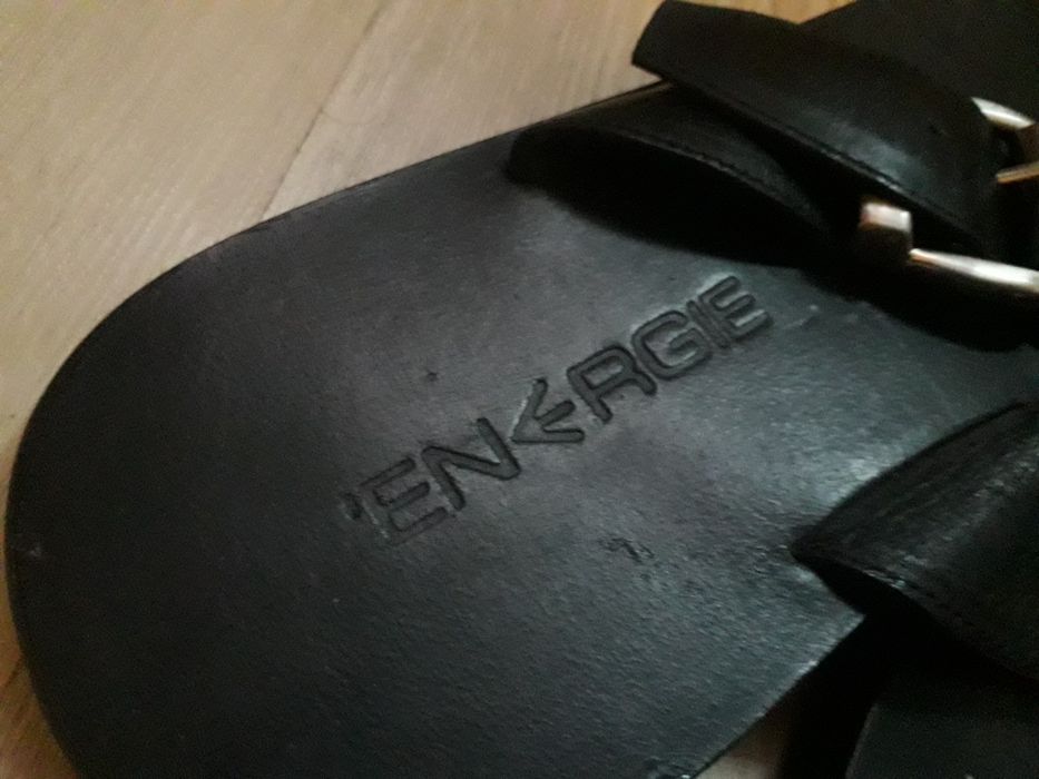 Dois pares de chinelos Novos cabedal originais energy