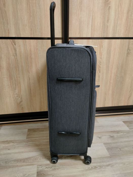 Чемодан большой, чемодан на колесах,валіза великого розміру з тканин