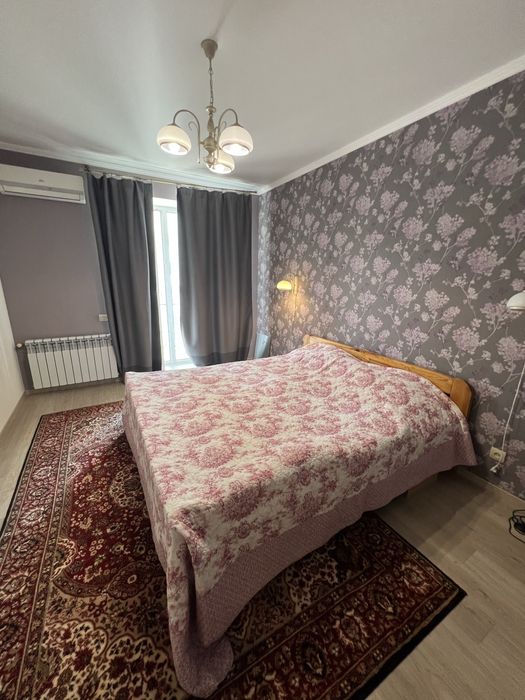 Продаю. 2 квартира. Центральный р-н/  ул. Ар.Старова