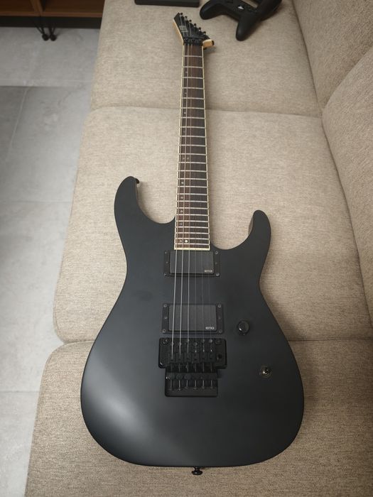 LTD M-400 como nova  poderei aceitar troca