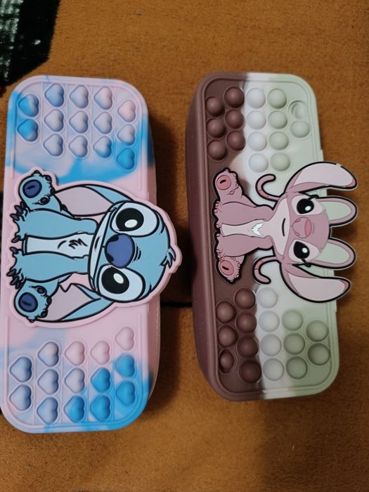 Продам силіконовий пенал з персонажами Disney.