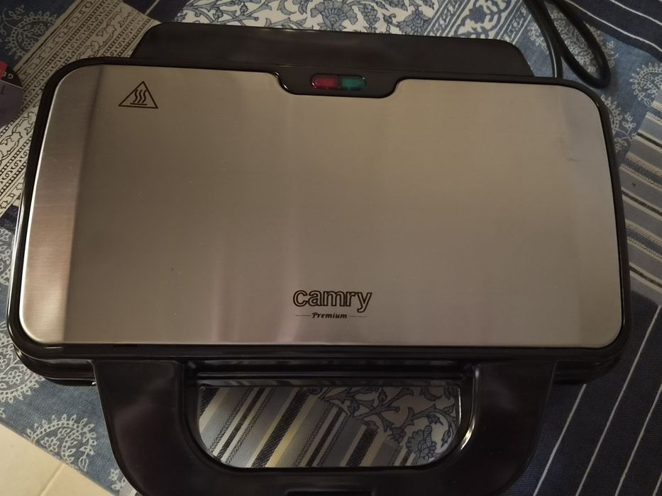 Sandwicheira Camry