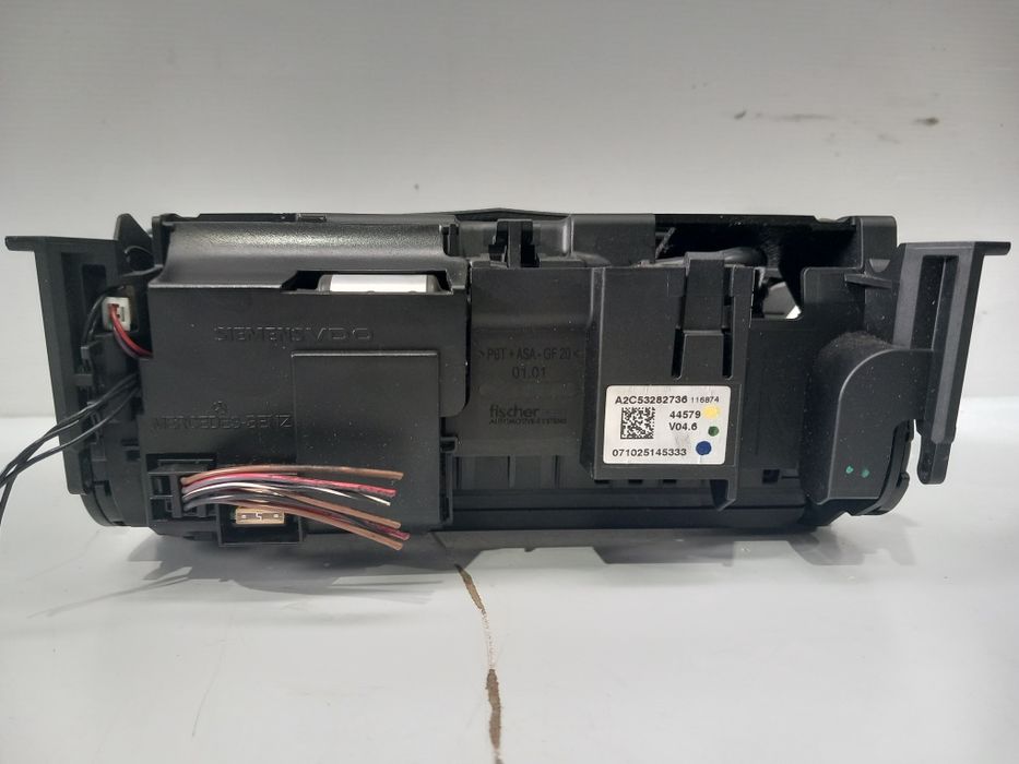 Ecrã multimédia multifunções display GPS Mercedes W204