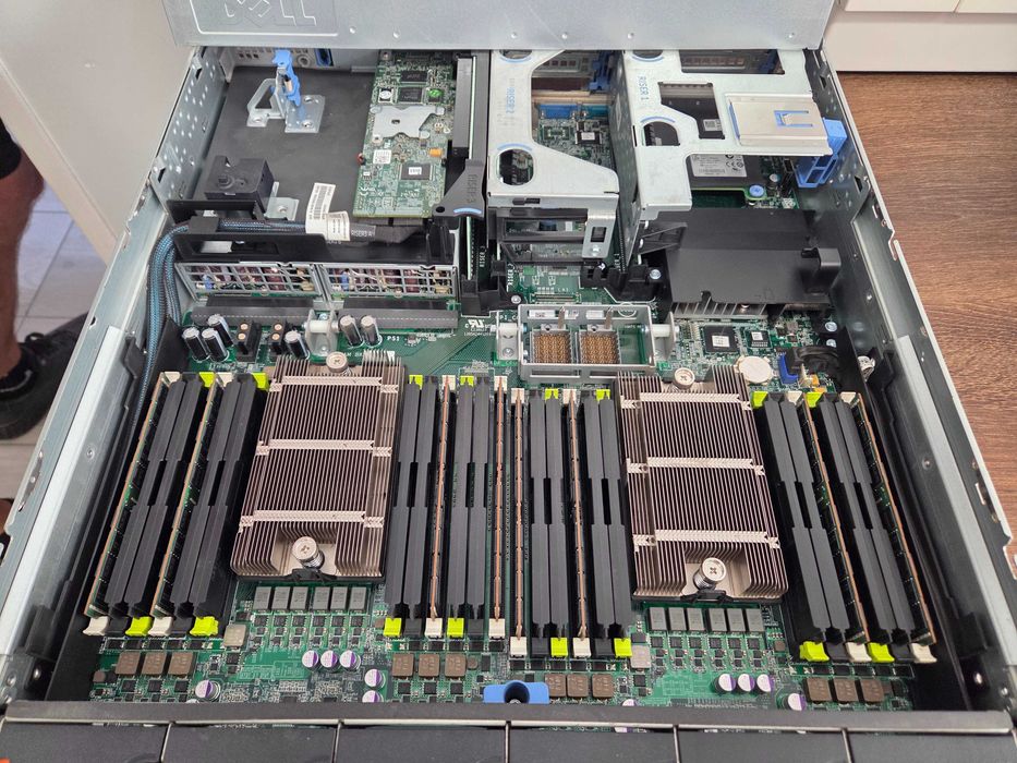 serwer DELL PowerEdge R820 4x8c Intel E5 4620 | 256GB RAM | H710p