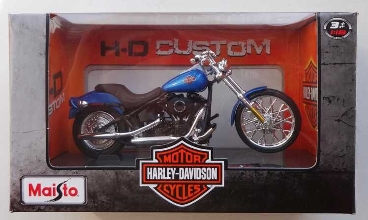 Модель мотоцикла Harley-Davidson 2002 FXSTB Night Train 1:18