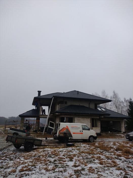 Dekarstwo, ciesielstwo, trak mobilny,uslugi podnośnikiem koszowym