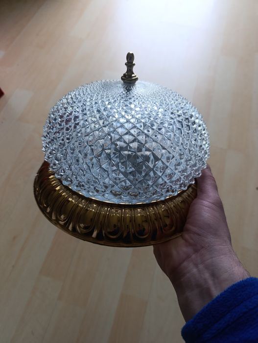 Светильник потолочный