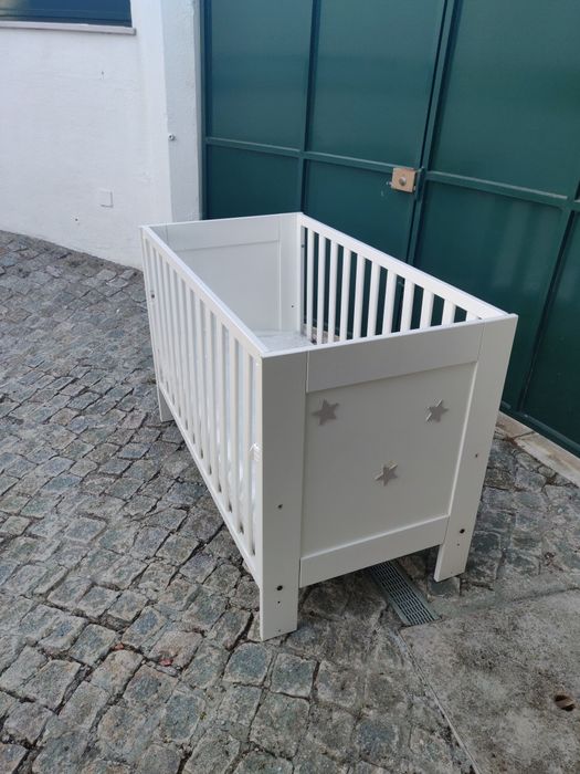 Berço bebé com colchão