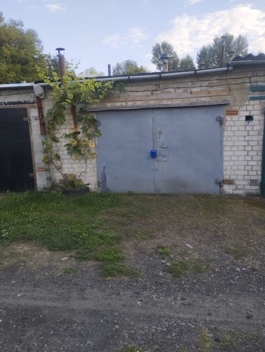 Продам гараж в кооперативі Дружба