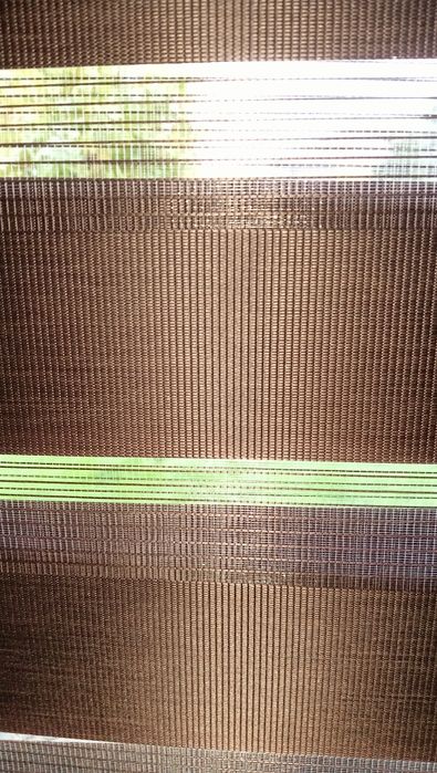 Roleta brązowa dzień noc