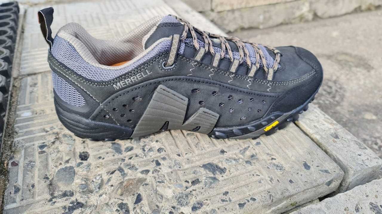 Merrell Intercept J73703 4 500 .