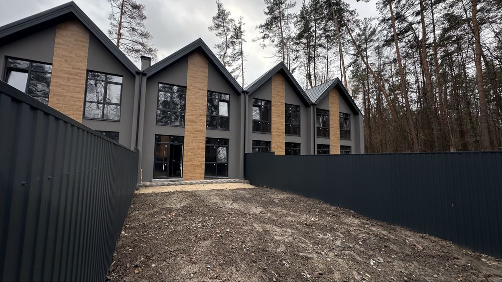 Дуплекс біля Бучанського