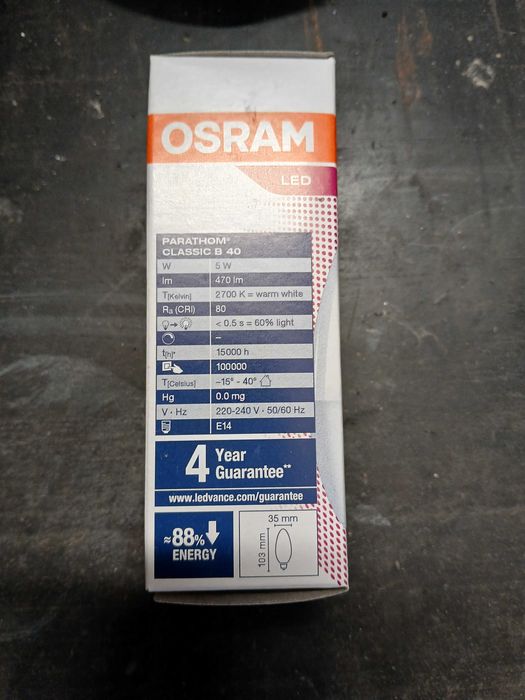 Żarówk1 LED  10 szt. świeczka E14 5W 40W 2700K OSRAM