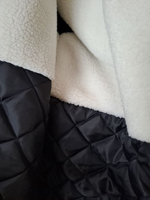 Зимова куртка жіноча