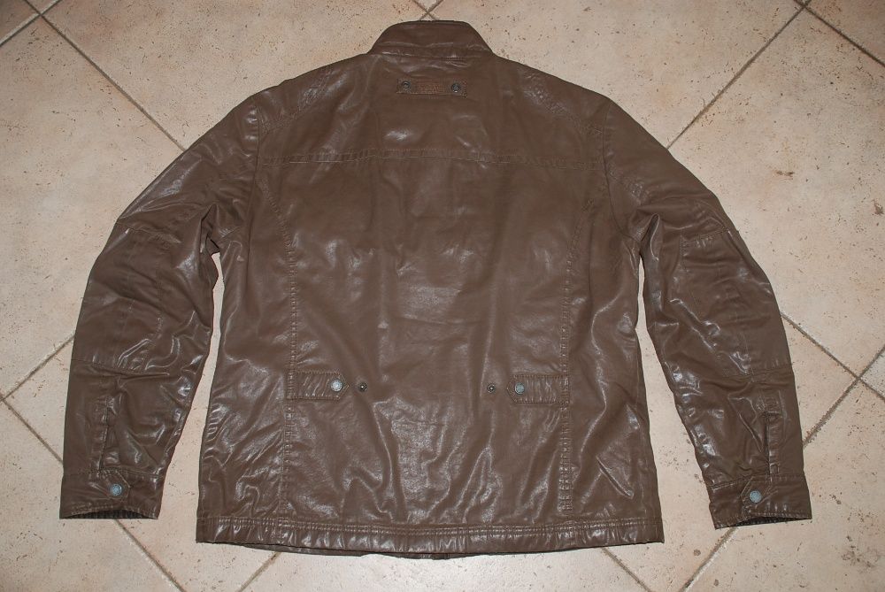 Kurtka "olejak" Camel Active, rozm. 56 (L/XL)