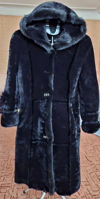 Шуба натуральна,  мутон