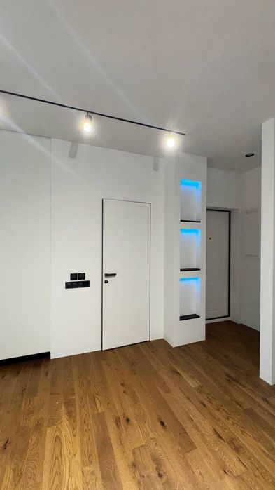 Продаж двох кімнатної квартири