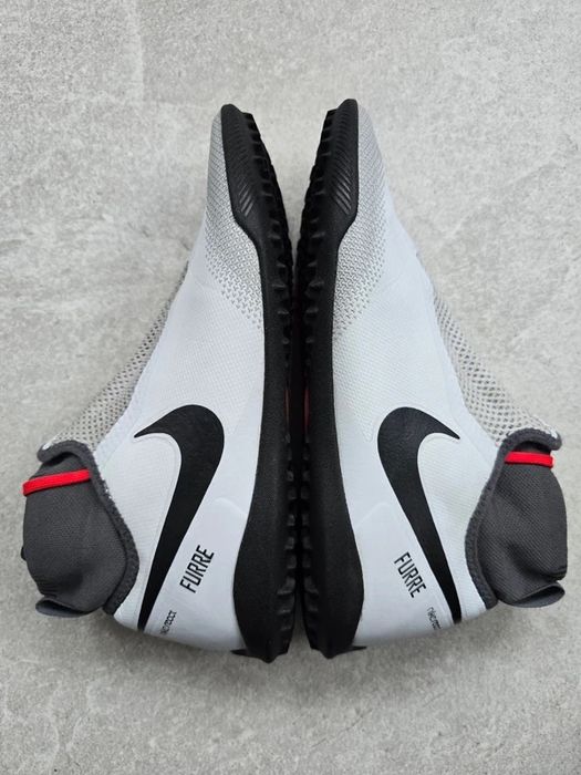 Nike React Phantom ACC TF buty piłkarskie rozm. 41 turfy profesjonalne
