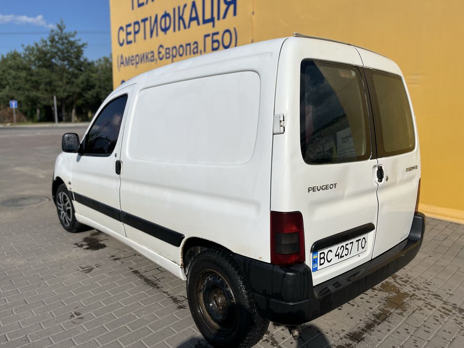 Пежо партнер 2004