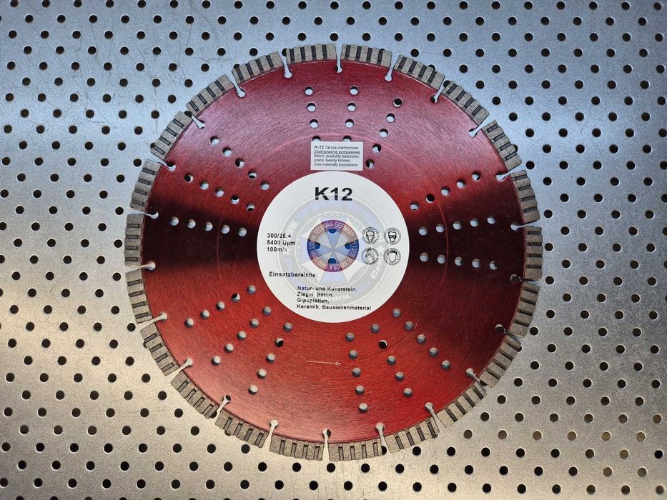 Tarcza diamentowa do kamienia, granitu, betonu 300mm x 25,4mm