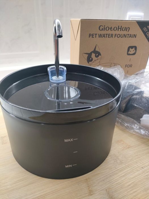 Fonte de Água para Gatos