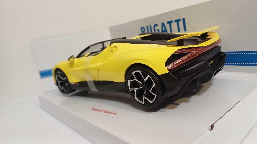 1/18 Bugatti Mistral am - Burago