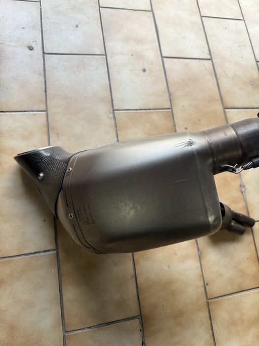 Escape Akrapovic Titanio Carbono Euro4 c/ Gravação a Laser MT07 Tracer 700 XSR 700