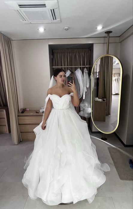 Продам весільну сукню-зерфірку Innocentia(Novias)