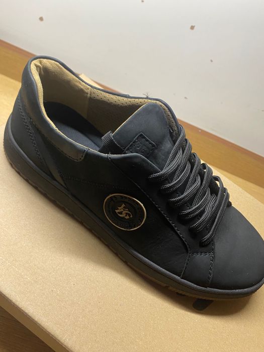 Взуття чоловіче весна-осінь 42р