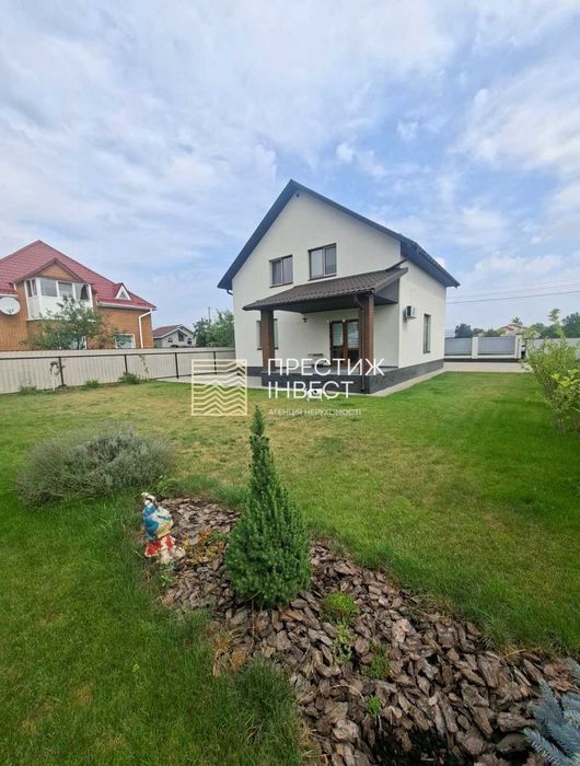 Продаж будинку в районі 4 школи