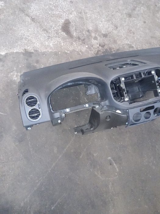 Deska rozdzielcza volkswagen golf 5 plus