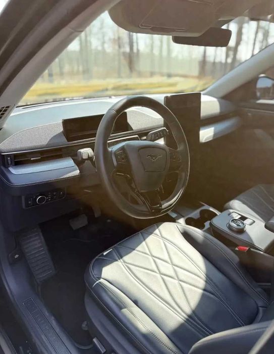 Ford Mustang Mach-E  2023
