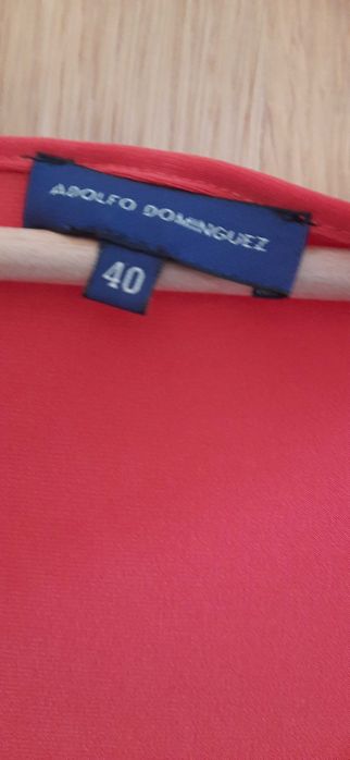 Vestido de malha de seda da marca Adolfo Dominguez