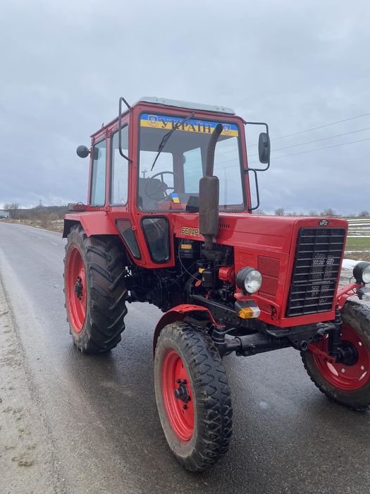 Трактор мтз...80