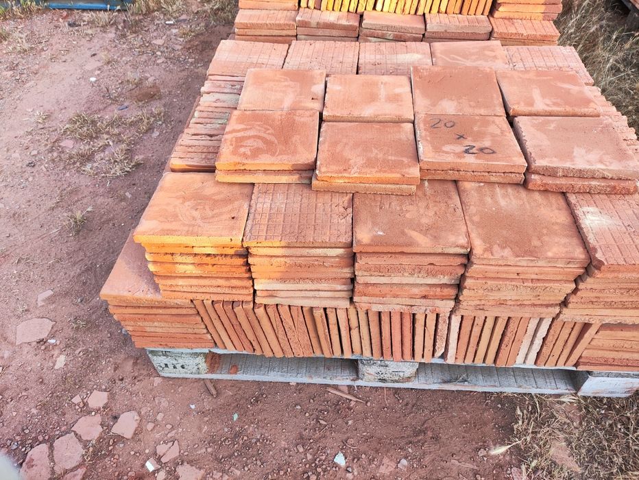 Ladrilhos , terracota, tijoleiras