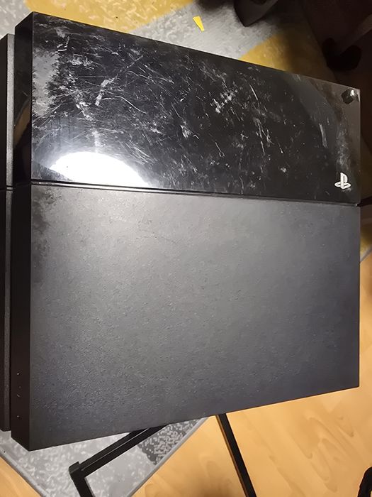 Konsola  PS4 500GB    Soft 13.02 sprawna