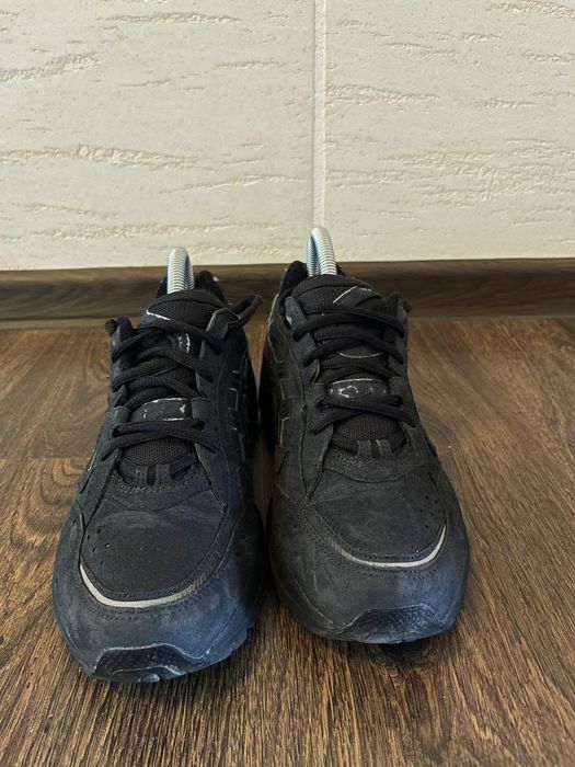 Жіночі кросівки Asics