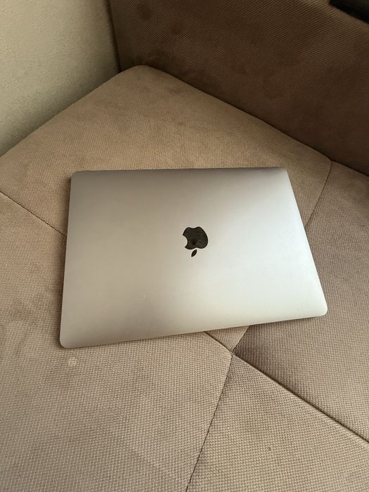 Macbook Pro 13 M2 8/256 Gb 92%