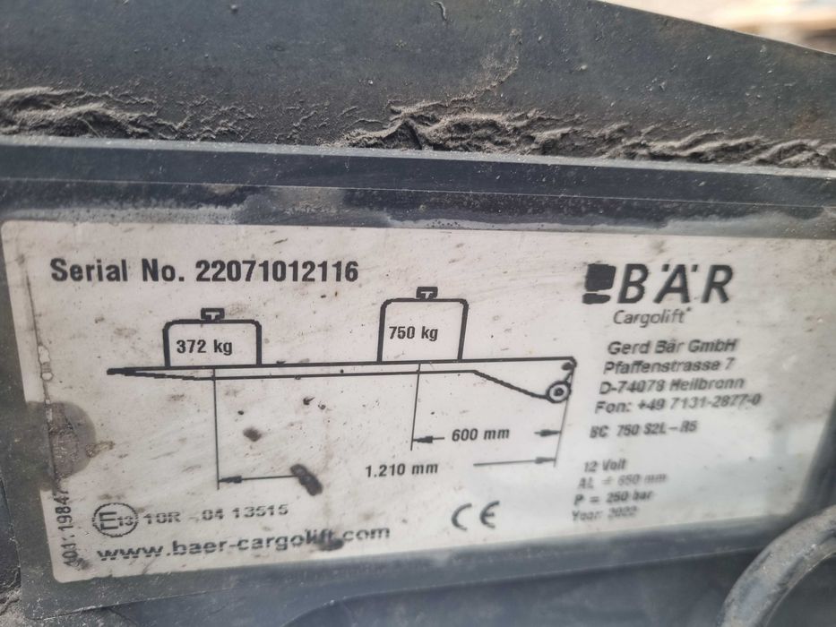 Winda Bar 750 kg do Iveco Daily z montazem.