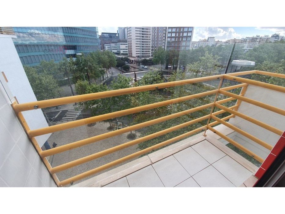 T3 para arrendamento no centro do Parque das Nações