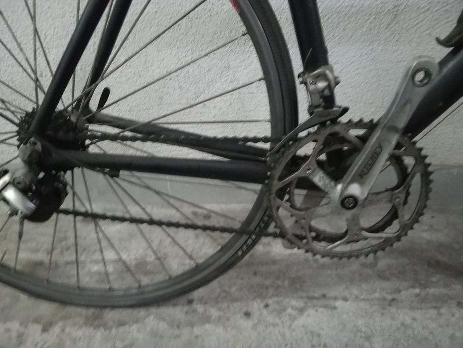 Bicicletas de estrada em bom estado