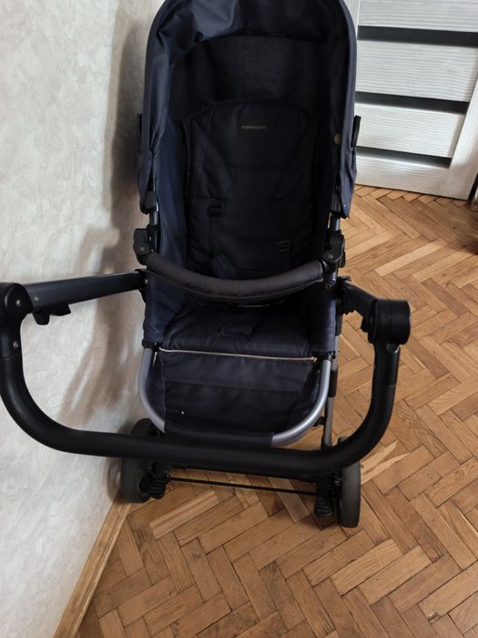 Продам коляску три в одному