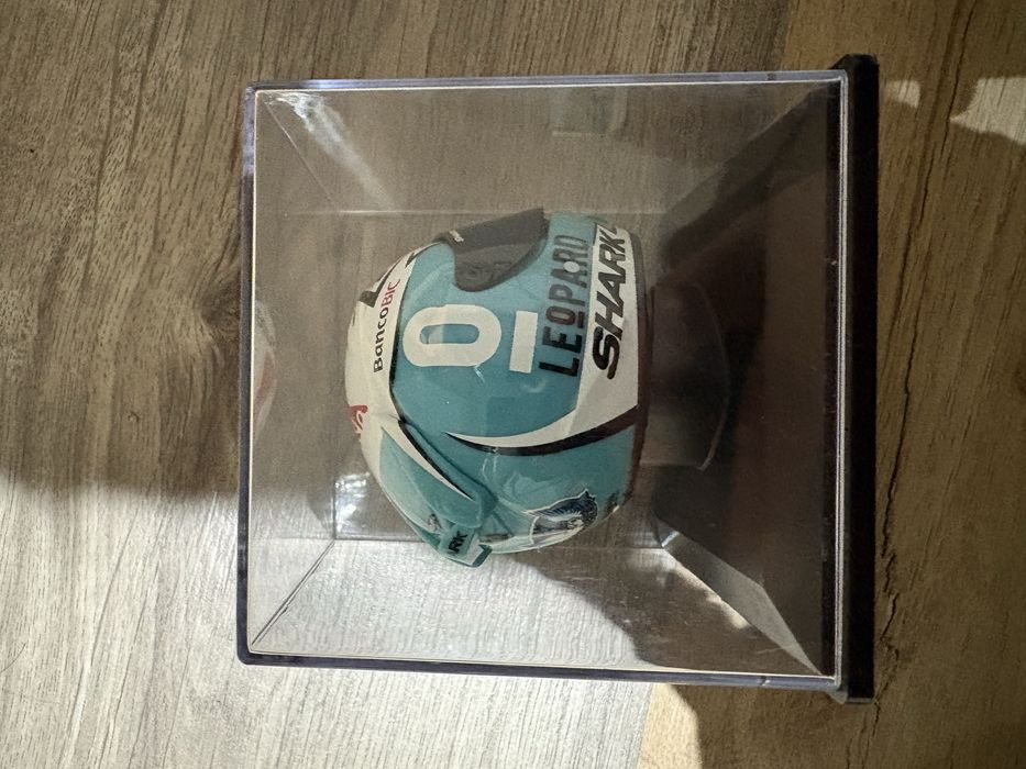 Capacete Miguel Oliveira 88