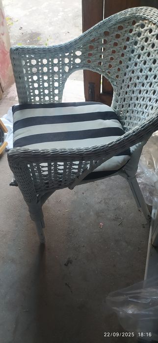 Poltrona em vime do IKEA