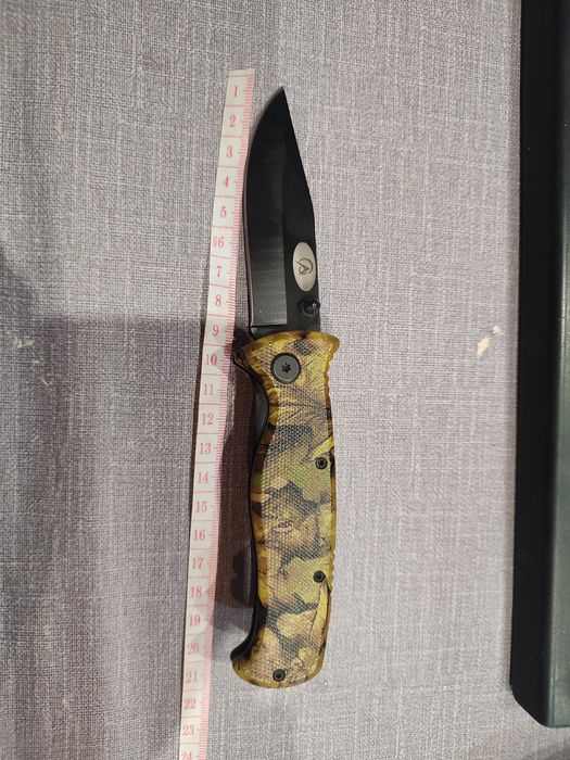 Navalha ABS camuflada