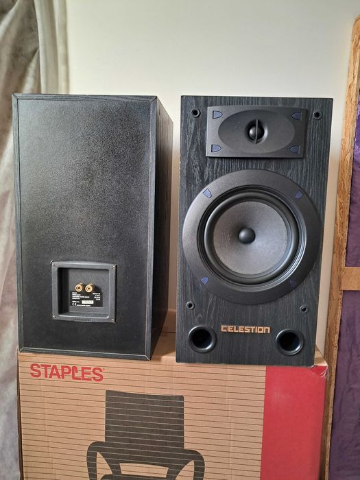 Colunas celestion impact 20