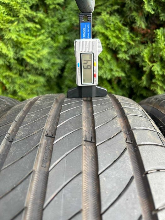 Шини 215/45 R18 93V Michelin e.Primacy