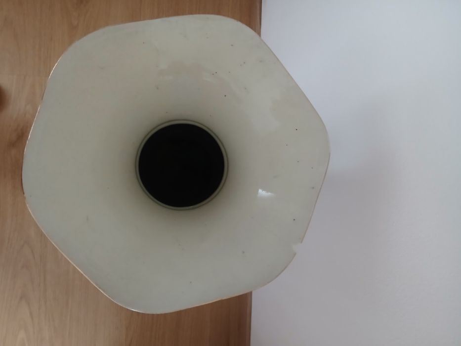 Jarrão com motivos chineses