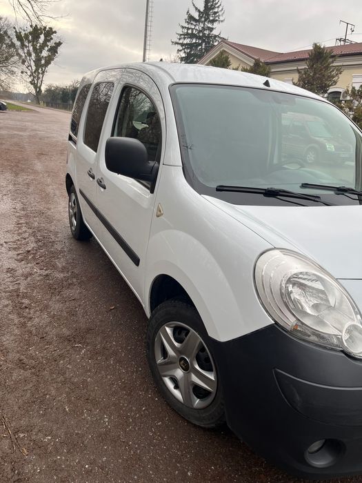 Рено кенго пасажир